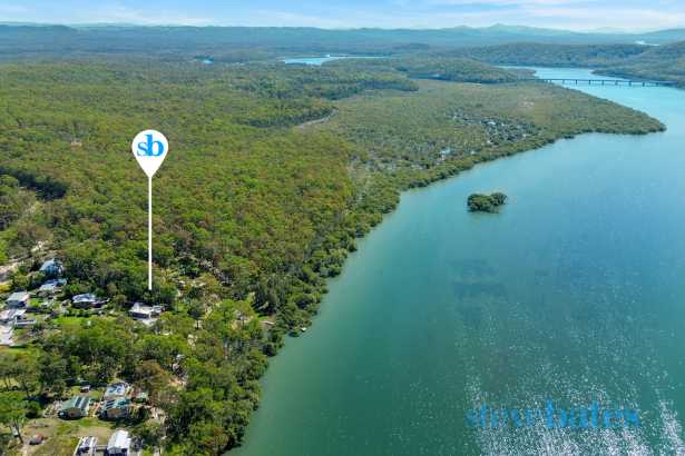 Create Your Dream Home with Beautiful Karuah River Views
