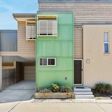 Lizzie  H testimonial image