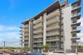 A STUNNING UNIT IN A STUNNING LOCATION - GREAT INVESTMENT OPPORTUNITY