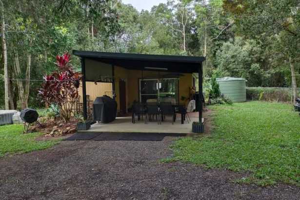 Rustic 1bedroom cottage in the heart of the Hinterland