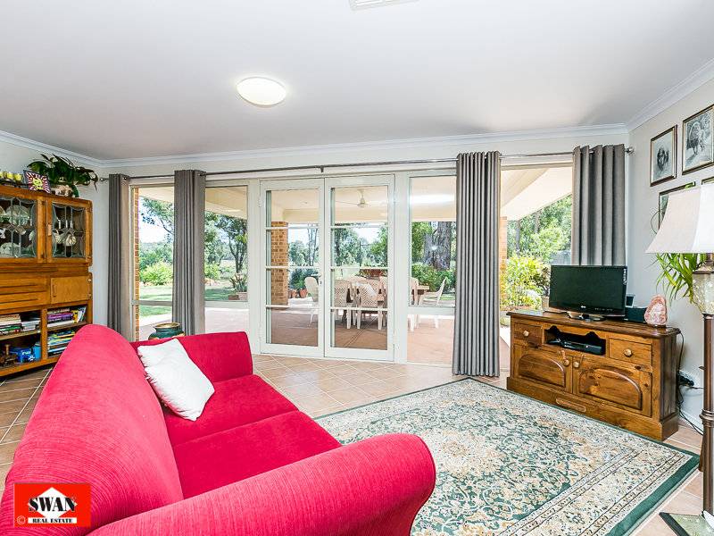 13 Connelly Place, Mount Helena - Thumbnail 6