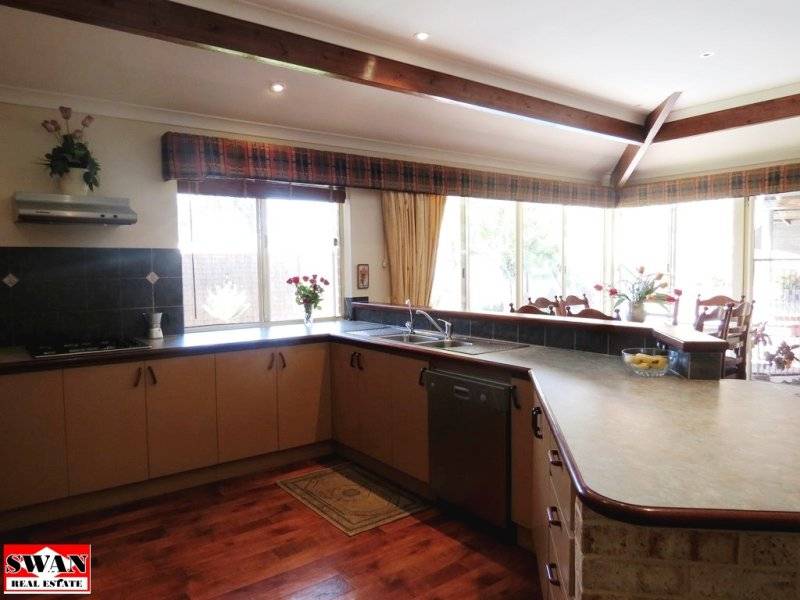 11 Yarrunga Place, Jane Brook - Thumbnail 3