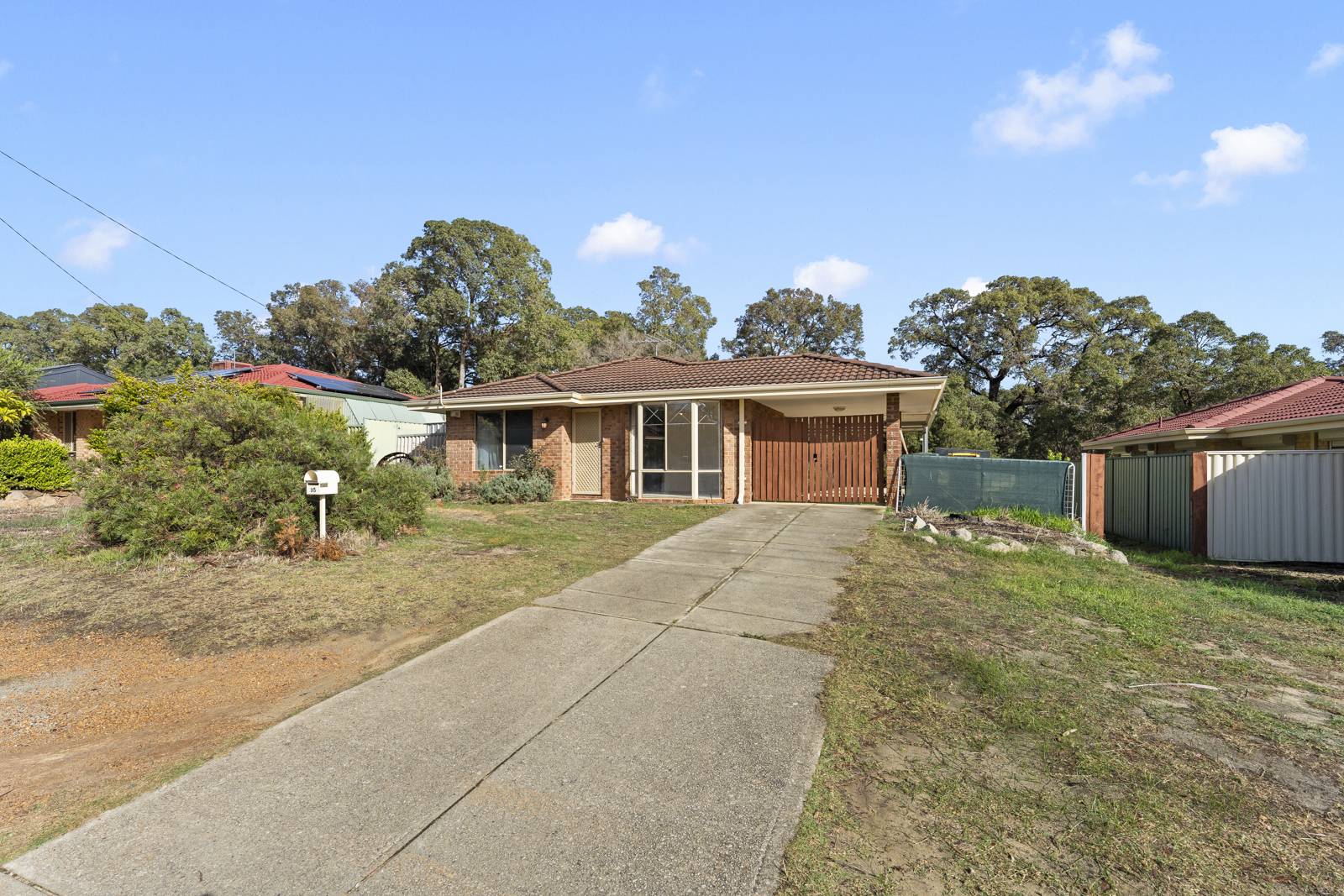 95 Natham Square, Swan View - Image 1