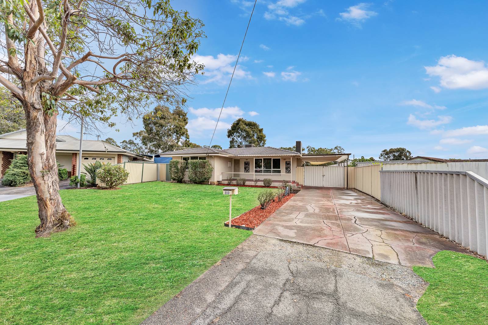 39 Dance Drive, Middle Swan - Thumbnail 2