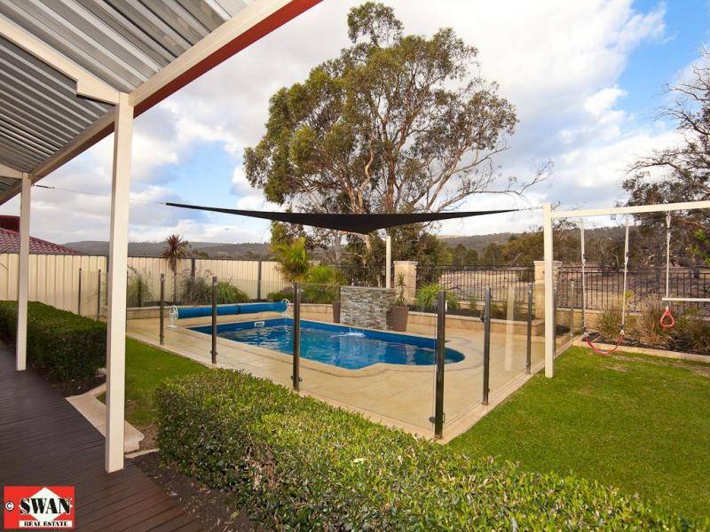32 Keightly Corner St, Jane Brook - Thumbnail 2