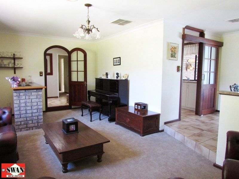Swan View, Swan View - Thumbnail 3