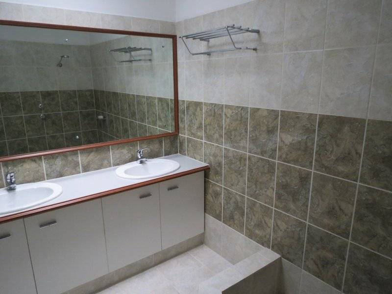 53 Mahonia Way, Forrestfield - Thumbnail 4