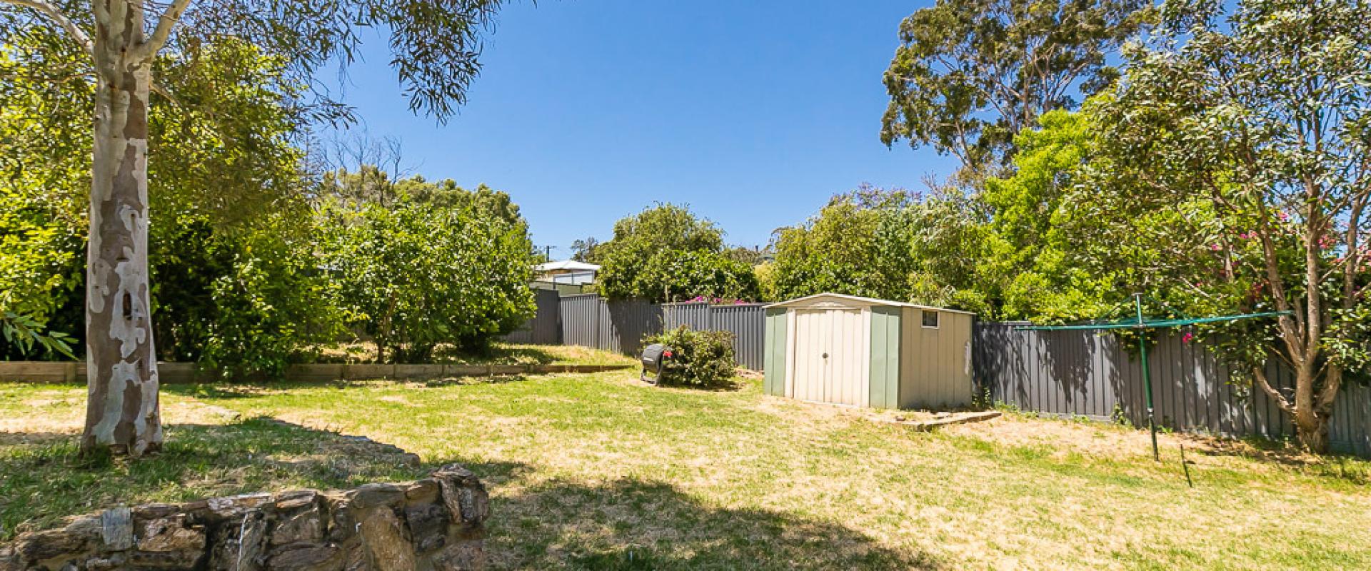 Swan Real Estate OVERLOOKING THE PARK IN ELEVATED LOCATION