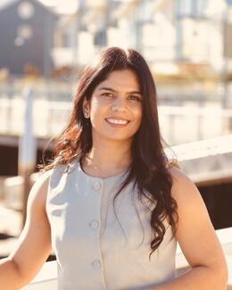 Neha Suyal photo