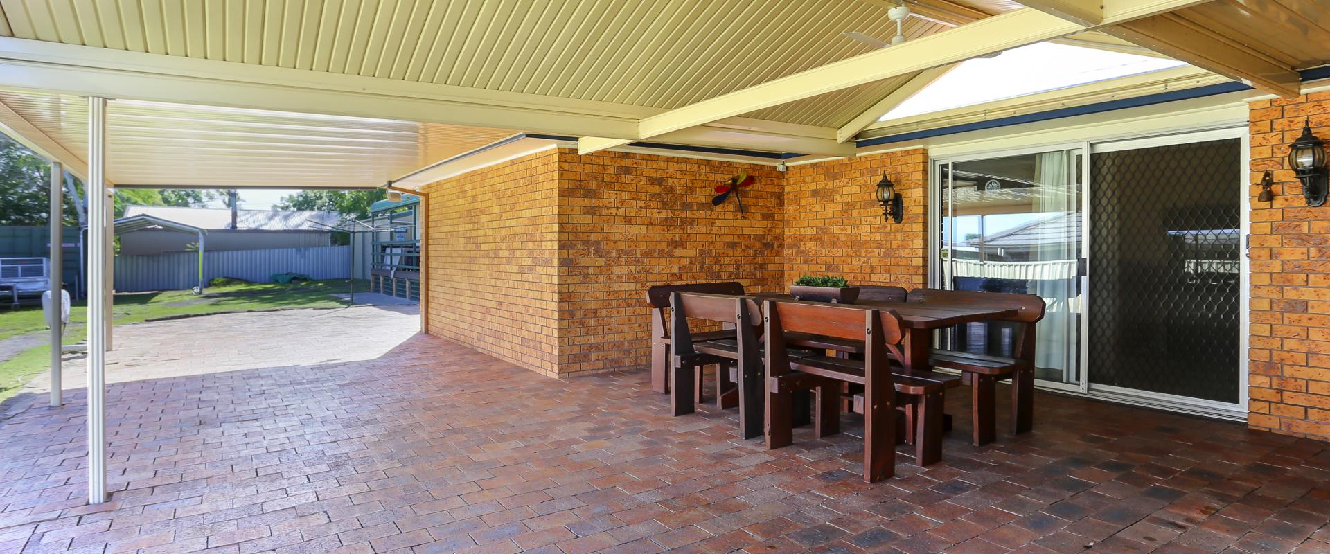 Taylor & Thomas Real Estate Fabulous Family Home and Separate Home Office
