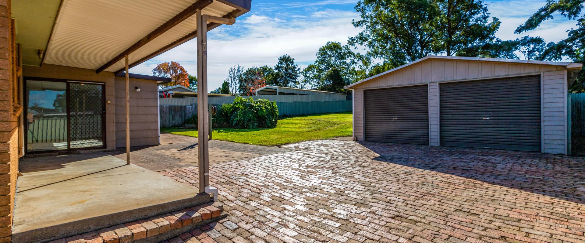 Taylor & Thomas Real Estate Perfect Family Home