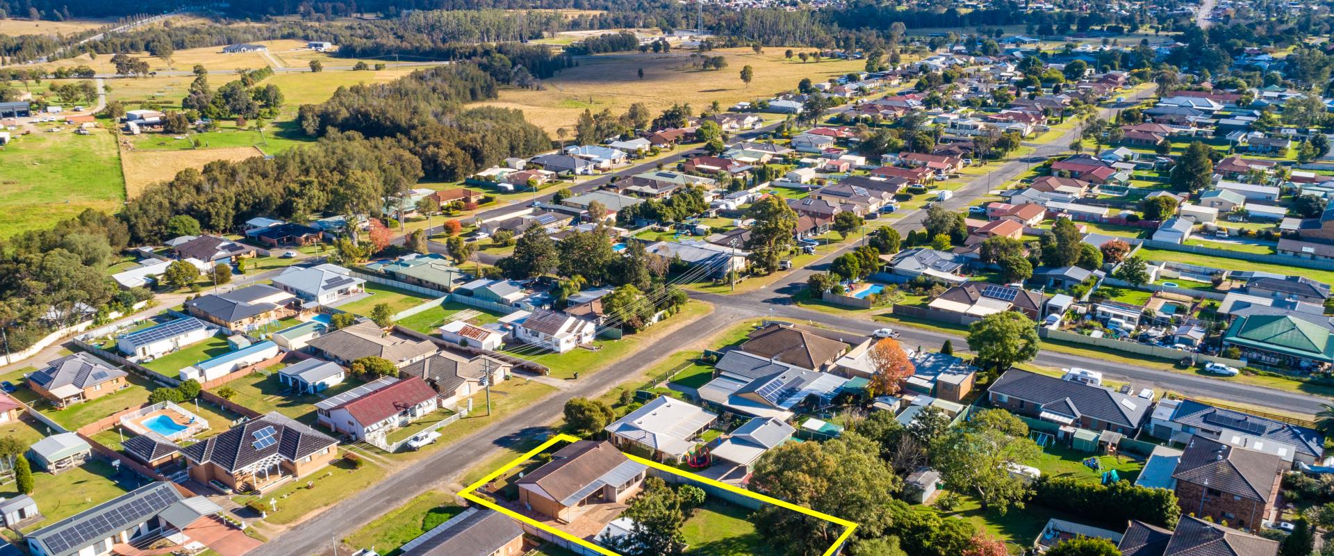 Taylor & Thomas Real Estate Perfect Family Home