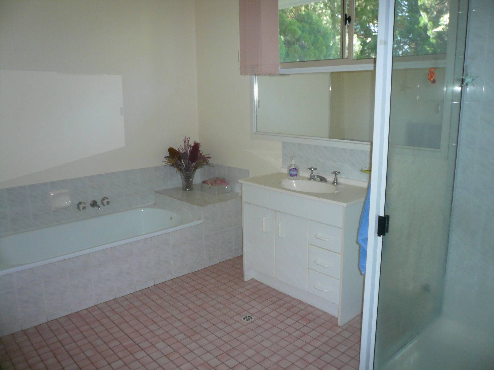 33 Charles Terrace, Macleay Island, Macleay Island - Thumbnail 4