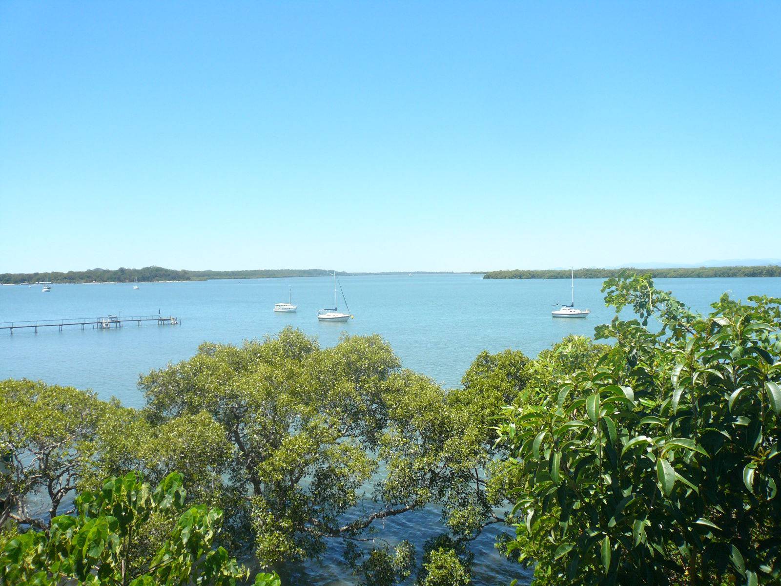 132 Western Road, Macleay Island, Macleay Island - Thumbnail 3