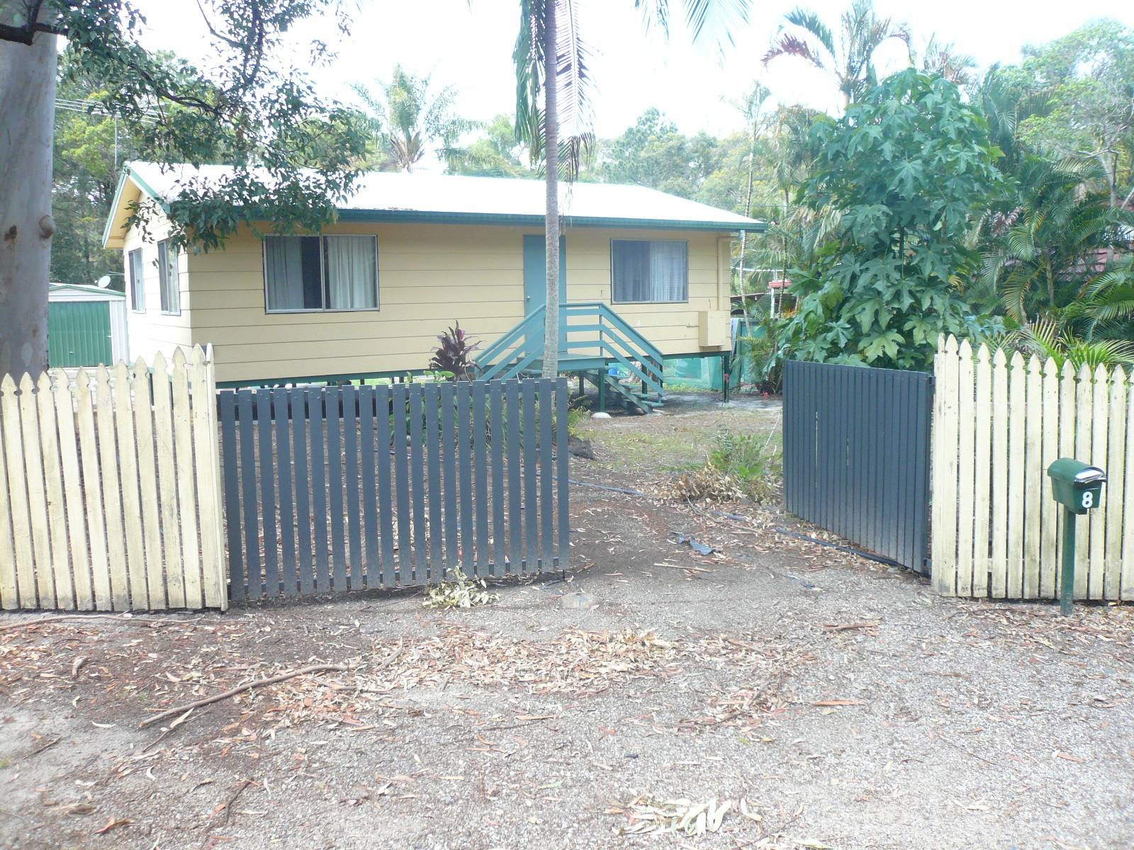 8 William Street, Macleay Island, Macleay Island - Image 1