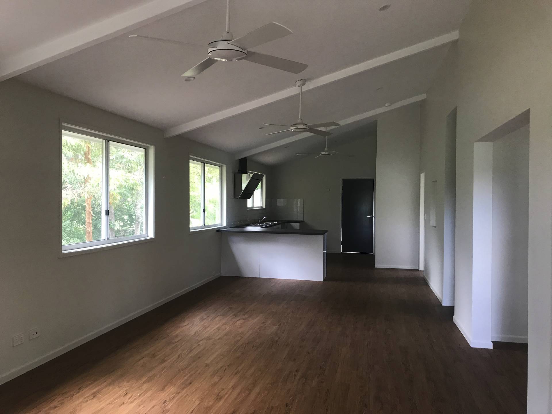 193 High Central Rd, Macleay Island, Macleay Island - Thumbnail 6