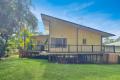 Spacious Family Home - walk to the shops