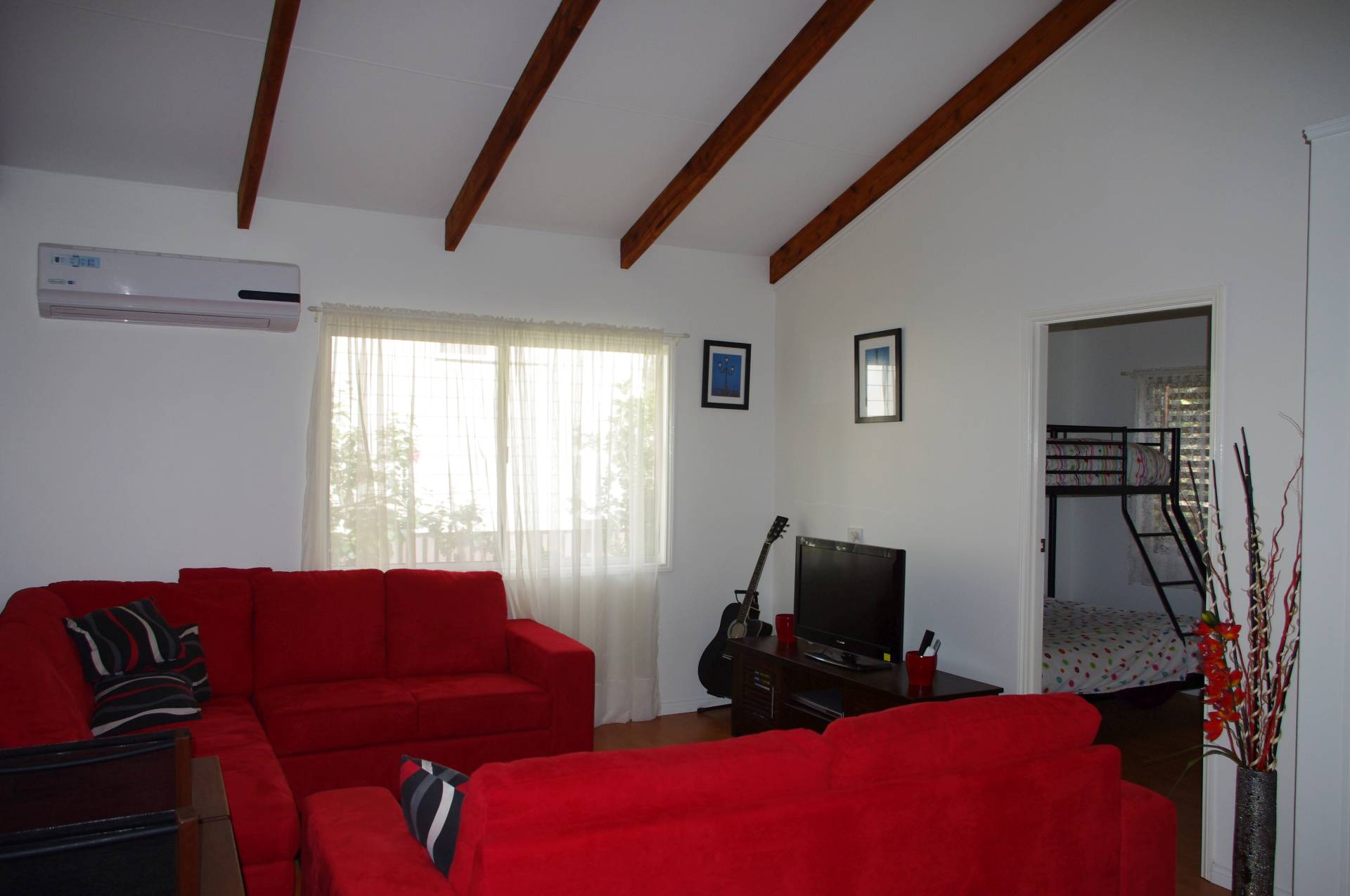 14 Lemontree Drive, Macleay Island, Macleay Island - Thumbnail 6