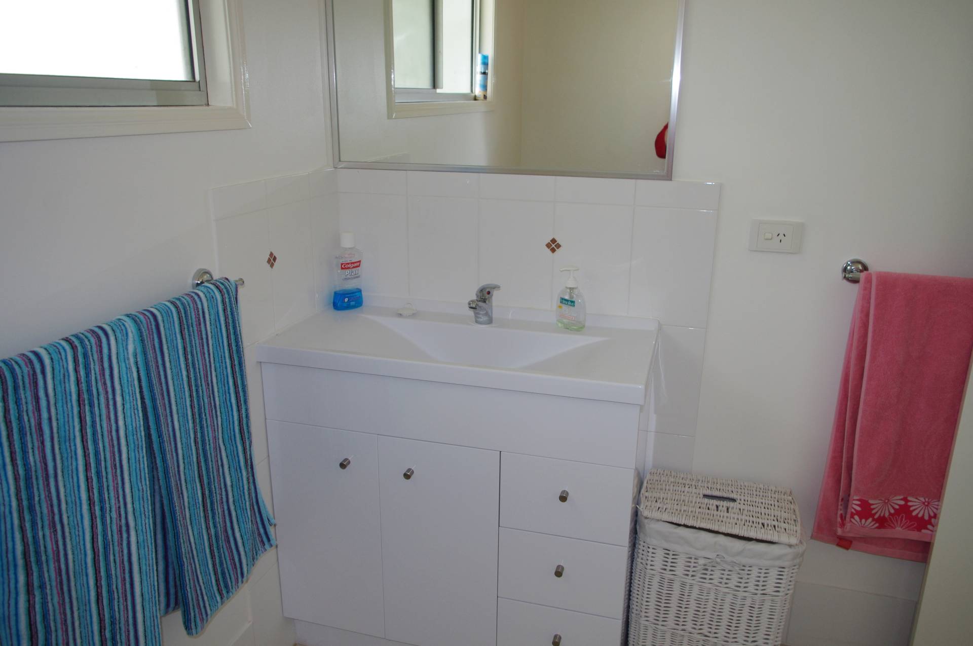 14 Lemontree Drive, Macleay Island, Macleay Island - Thumbnail 5