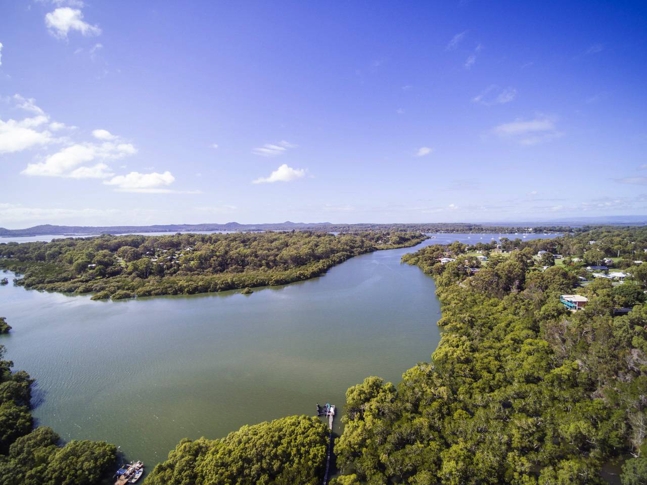 2 Waterside Dr, Macleay Island, Macleay Island - Thumbnail 3