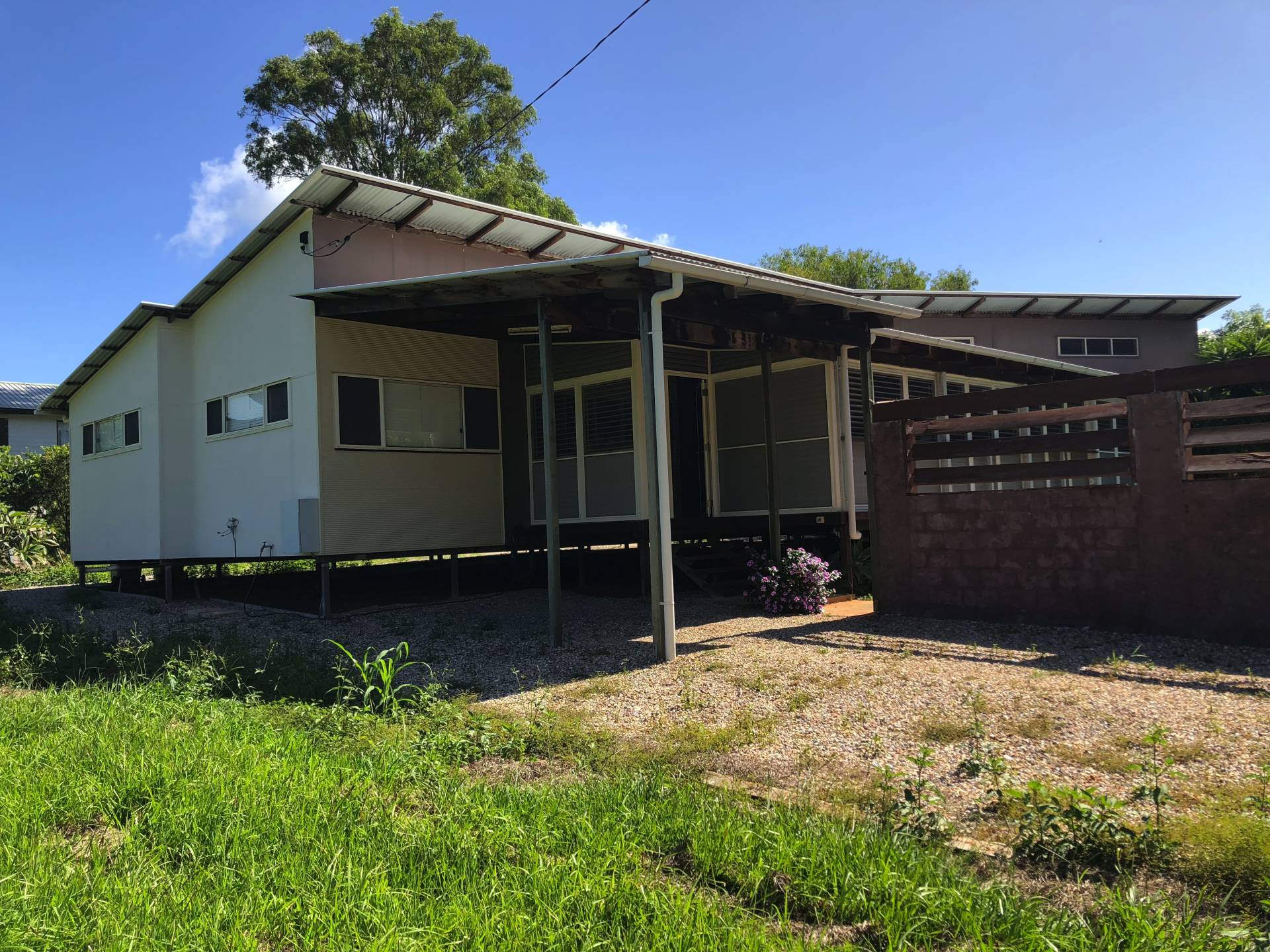 10-12 Donald St, Macleay Island, Macleay Island - Thumbnail 2