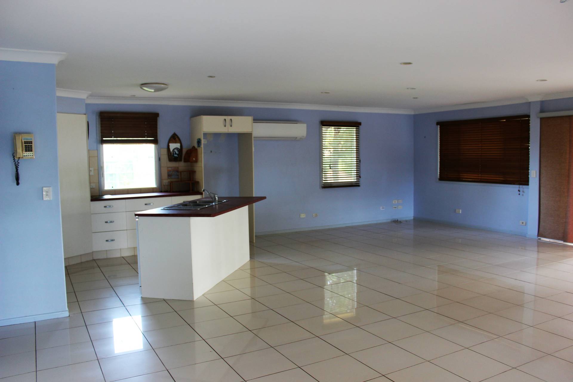 14 Whiting Street, Macleay Island, Macleay Island - Thumbnail 5