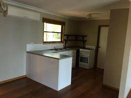 20 Koonwarra Pde, Macleay Island, Macleay Island - Thumbnail 3