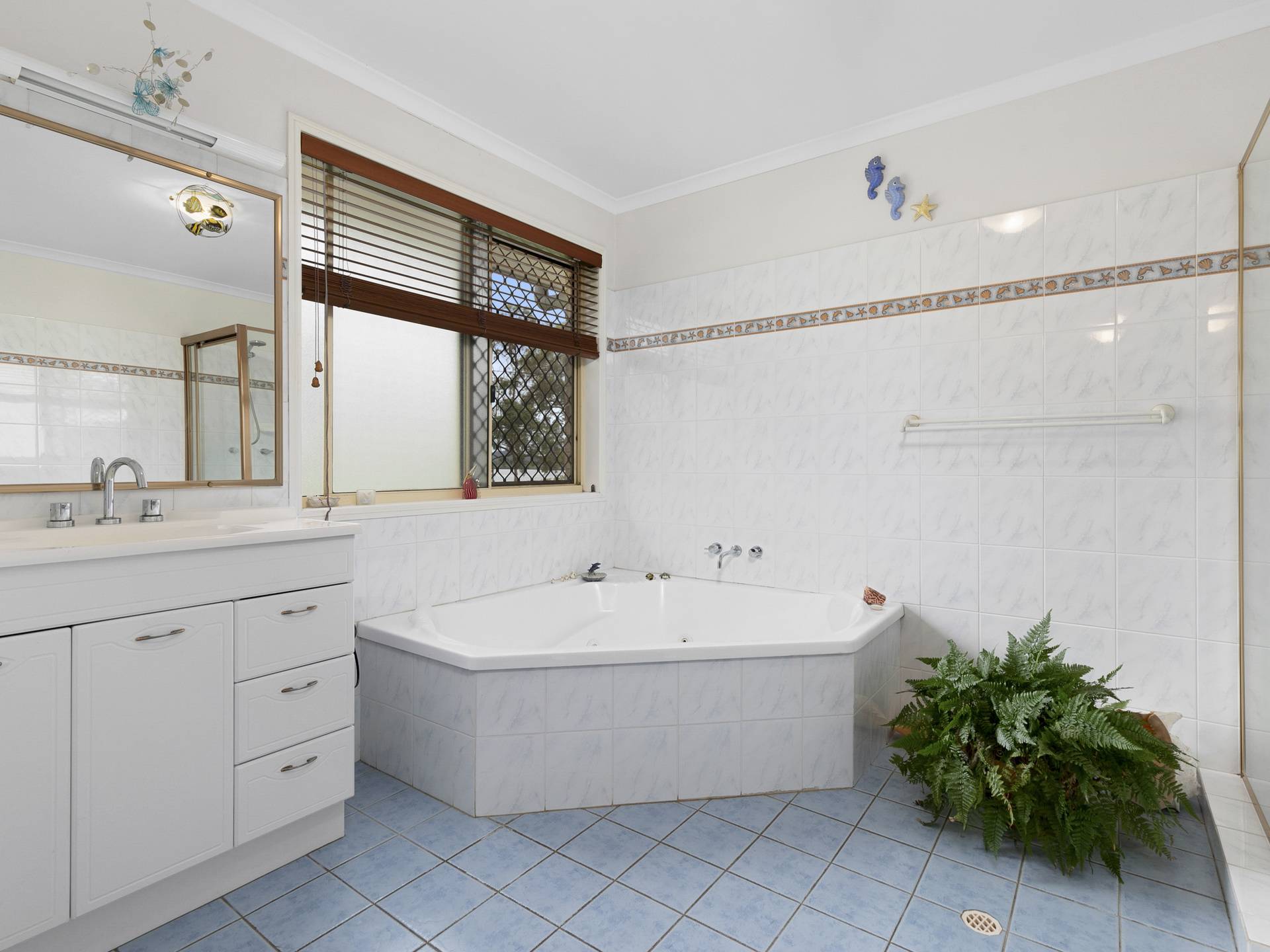 57 Scarborough Tce, Macleay Island, Macleay Island - Thumbnail 7