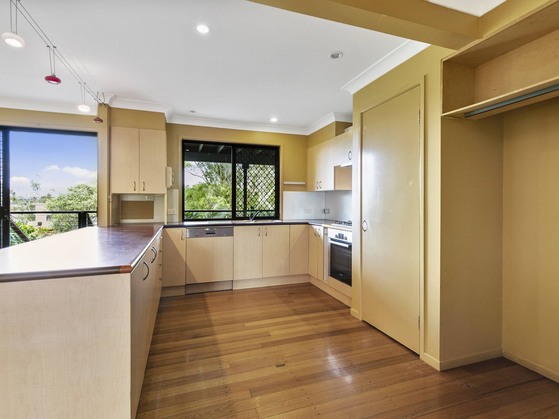 55 Scarborough Tce, Macleay Island, Macleay Island - Thumbnail 3