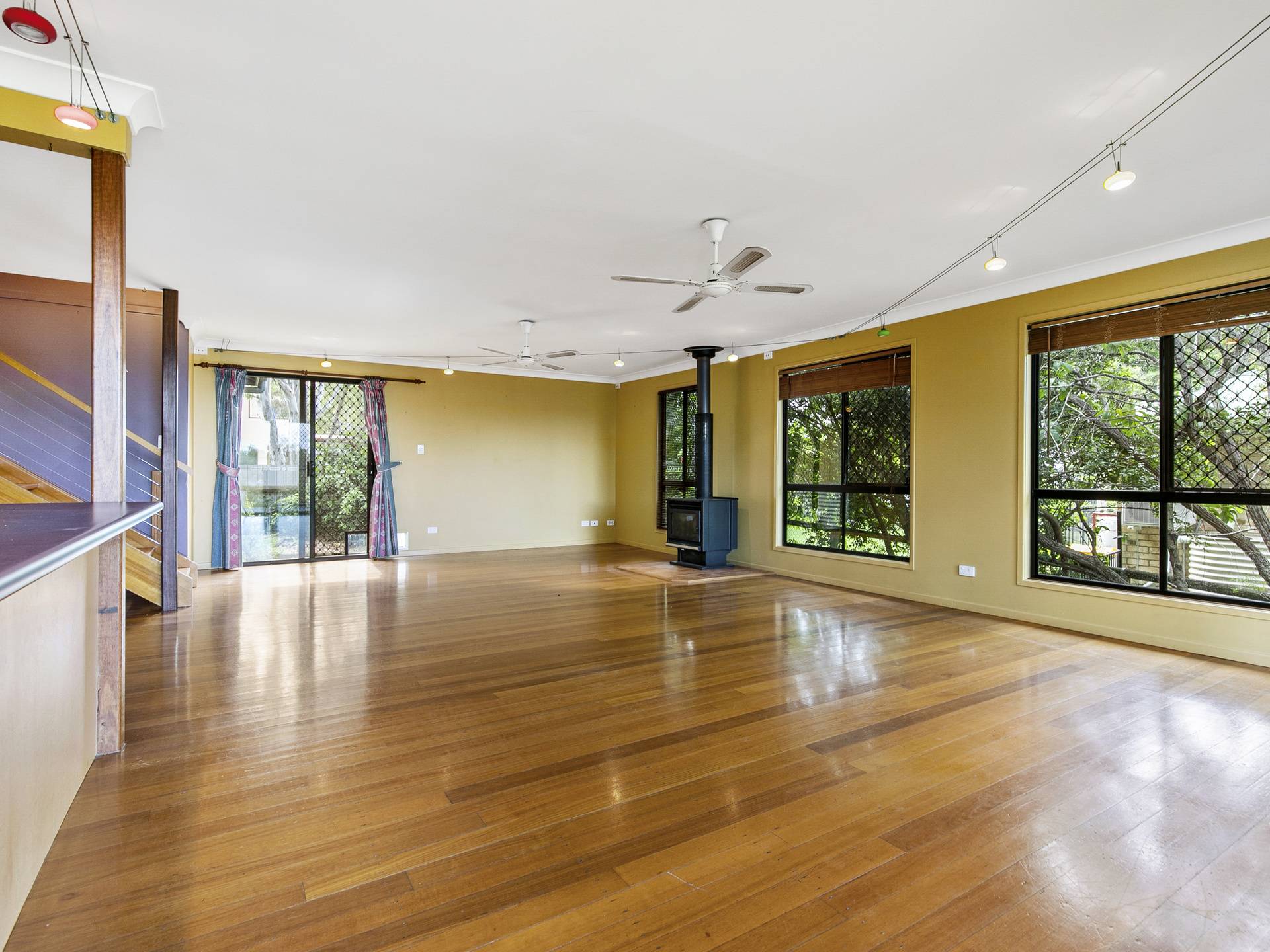 55 Scarborough Tce, Macleay Island, Macleay Island - Thumbnail 4