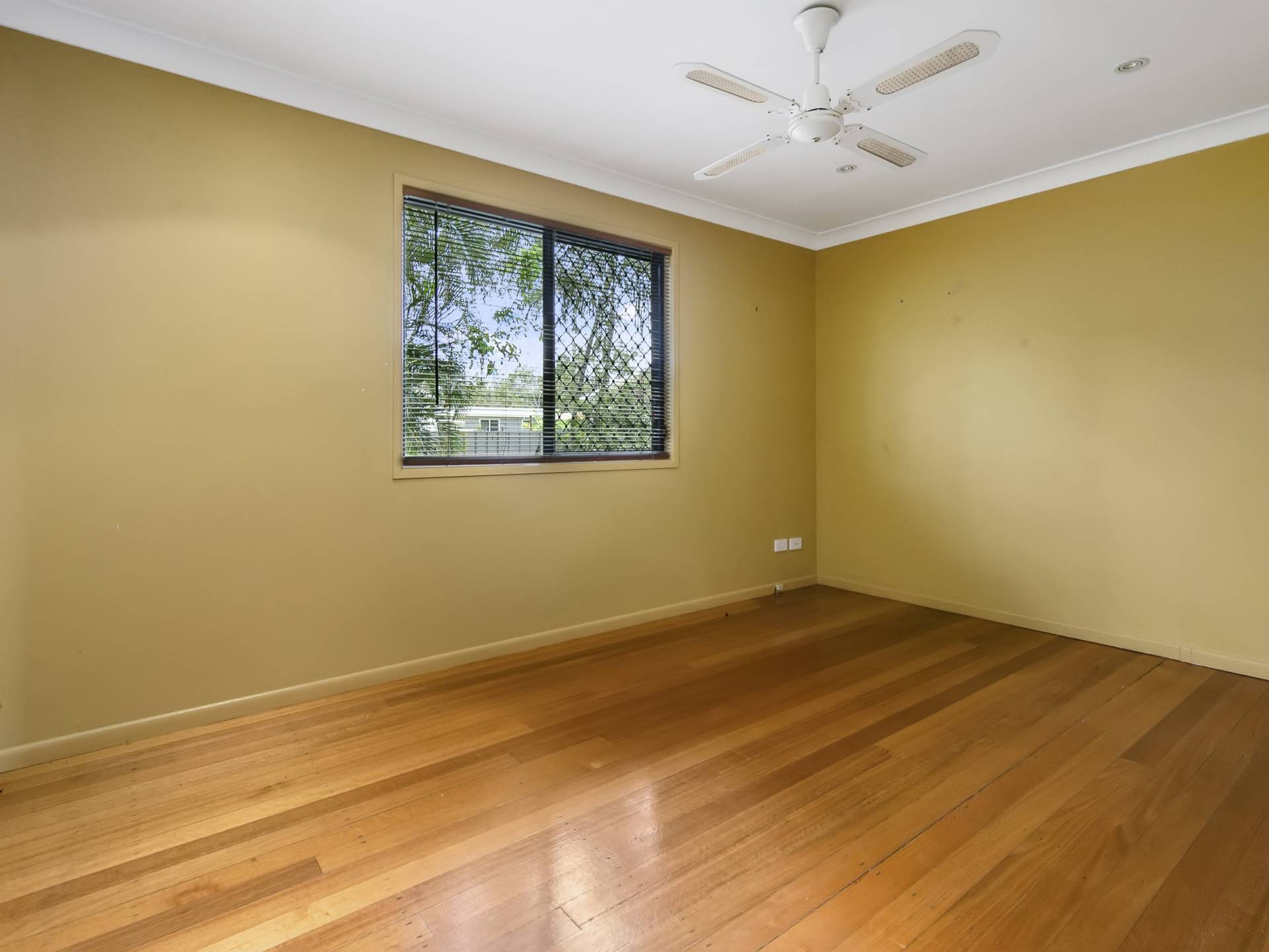 55 Scarborough Tce, Macleay Island, Macleay Island - Thumbnail 8