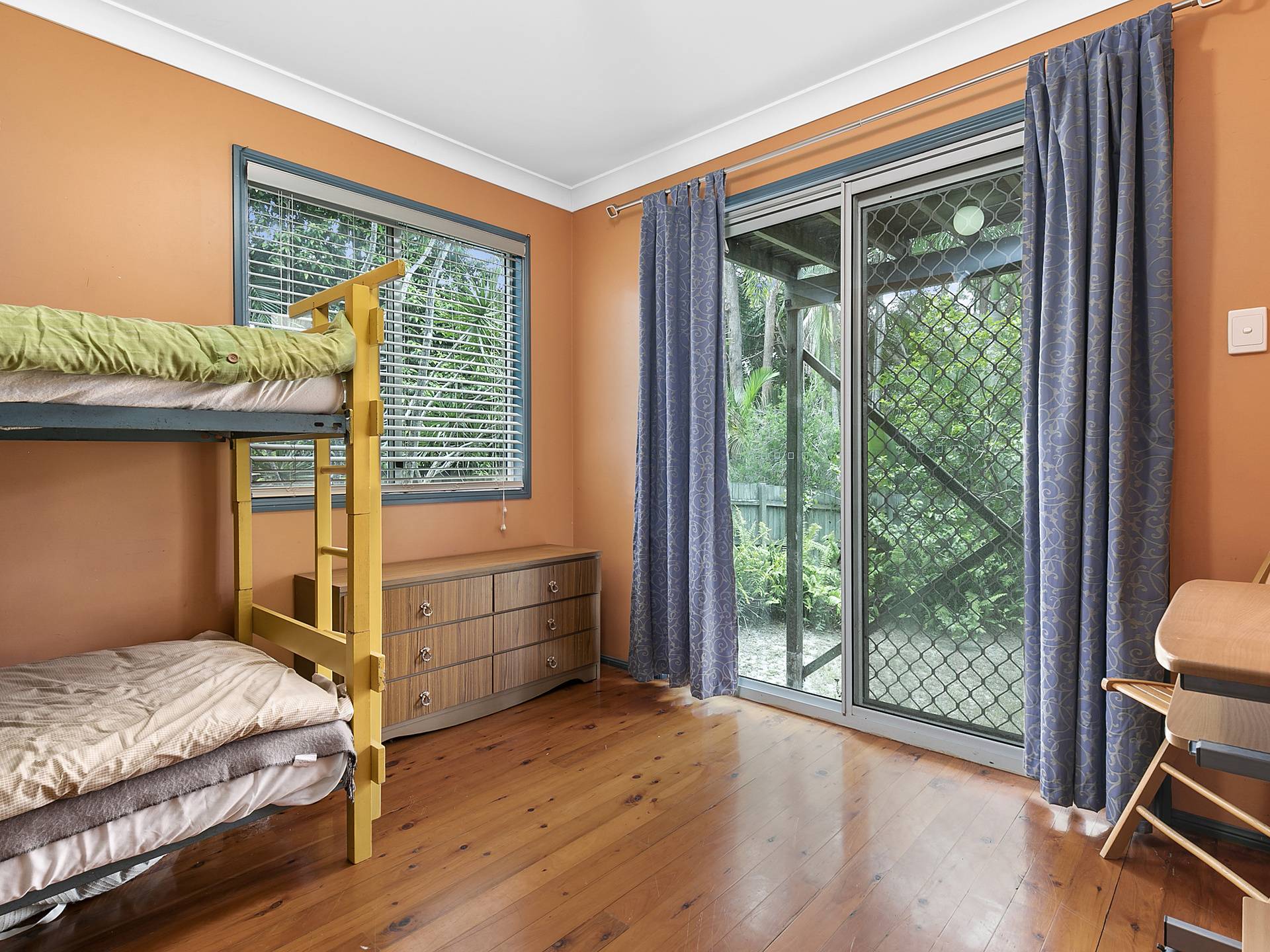 21-23 Wharf St, Macleay Island, Macleay Island - Thumbnail 5