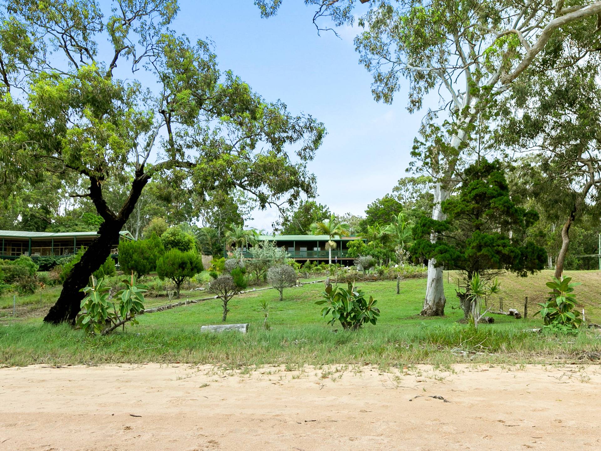 20 Weeroona Ave, Macleay Island, Macleay Island - Thumbnail 2