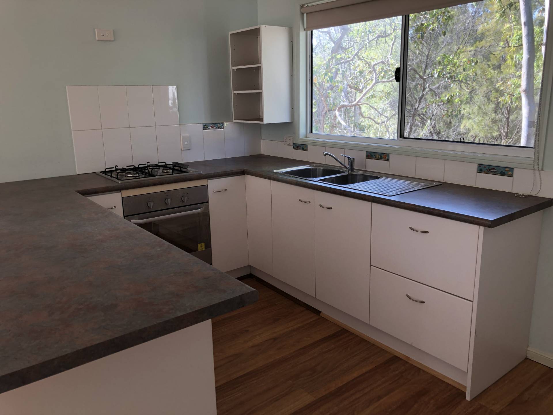 18 Ilya St, Macleay Island, Macleay Island - Thumbnail 2