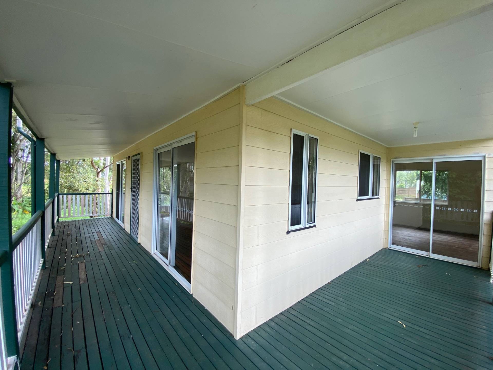 137 High Central Rd, Macleay Island, Macleay Island - Thumbnail 3