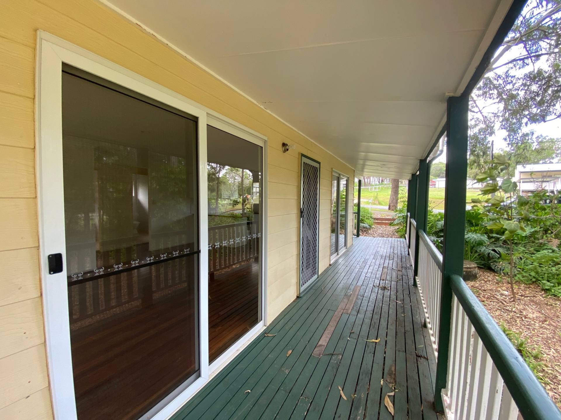 137 High Central Rd, Macleay Island, Macleay Island - Thumbnail 4