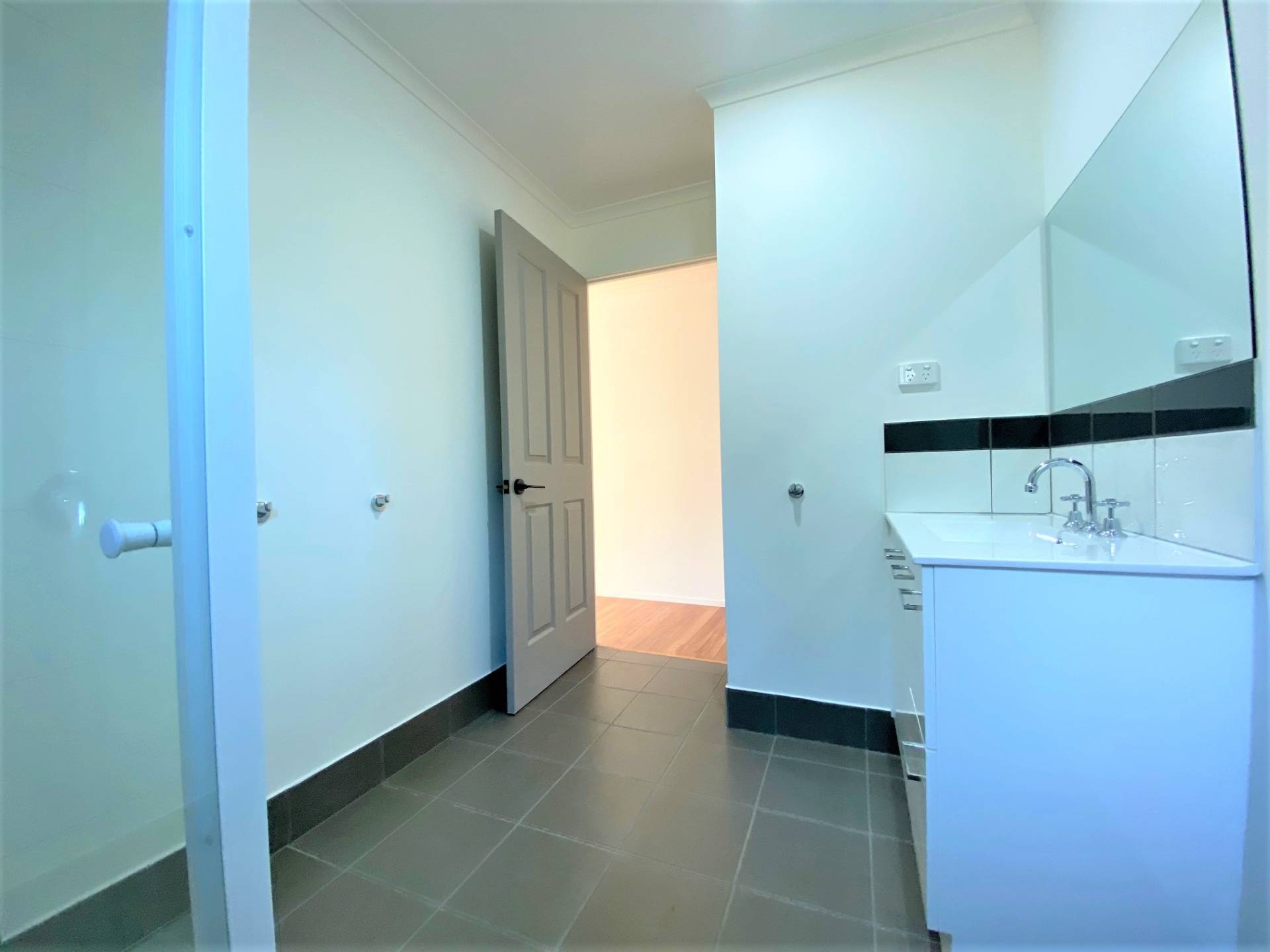 32 Kevin St, Macleay Island, Macleay Island - Thumbnail 6