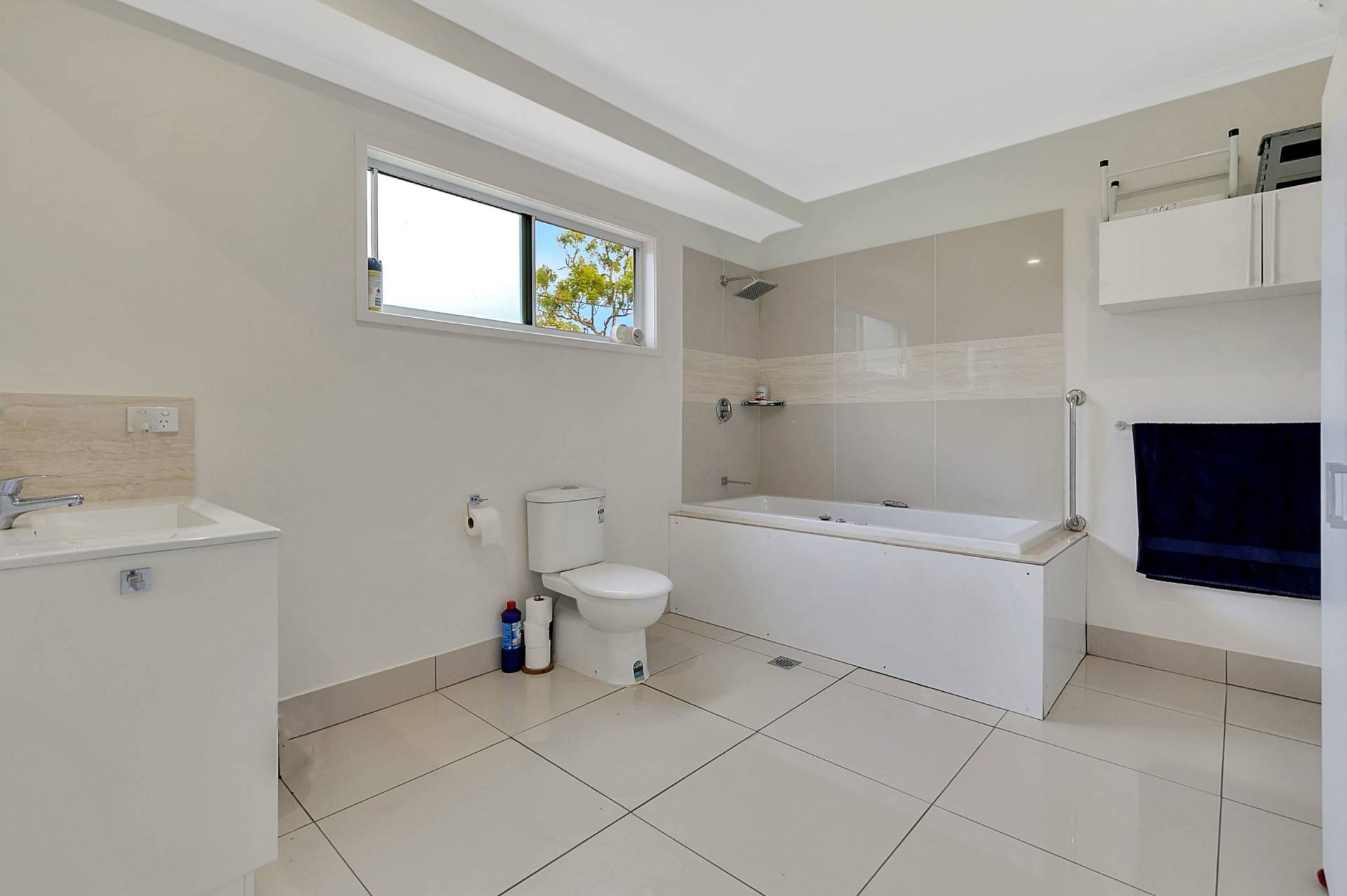 38 Blue Waters Cres, Macleay Island, Macleay Island - Thumbnail 6