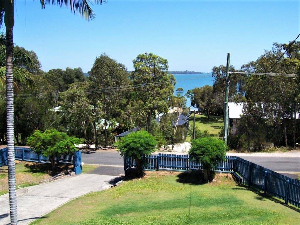 56 Coondooroopa Dr, Macleay Island, Macleay Island - Thumbnail 3