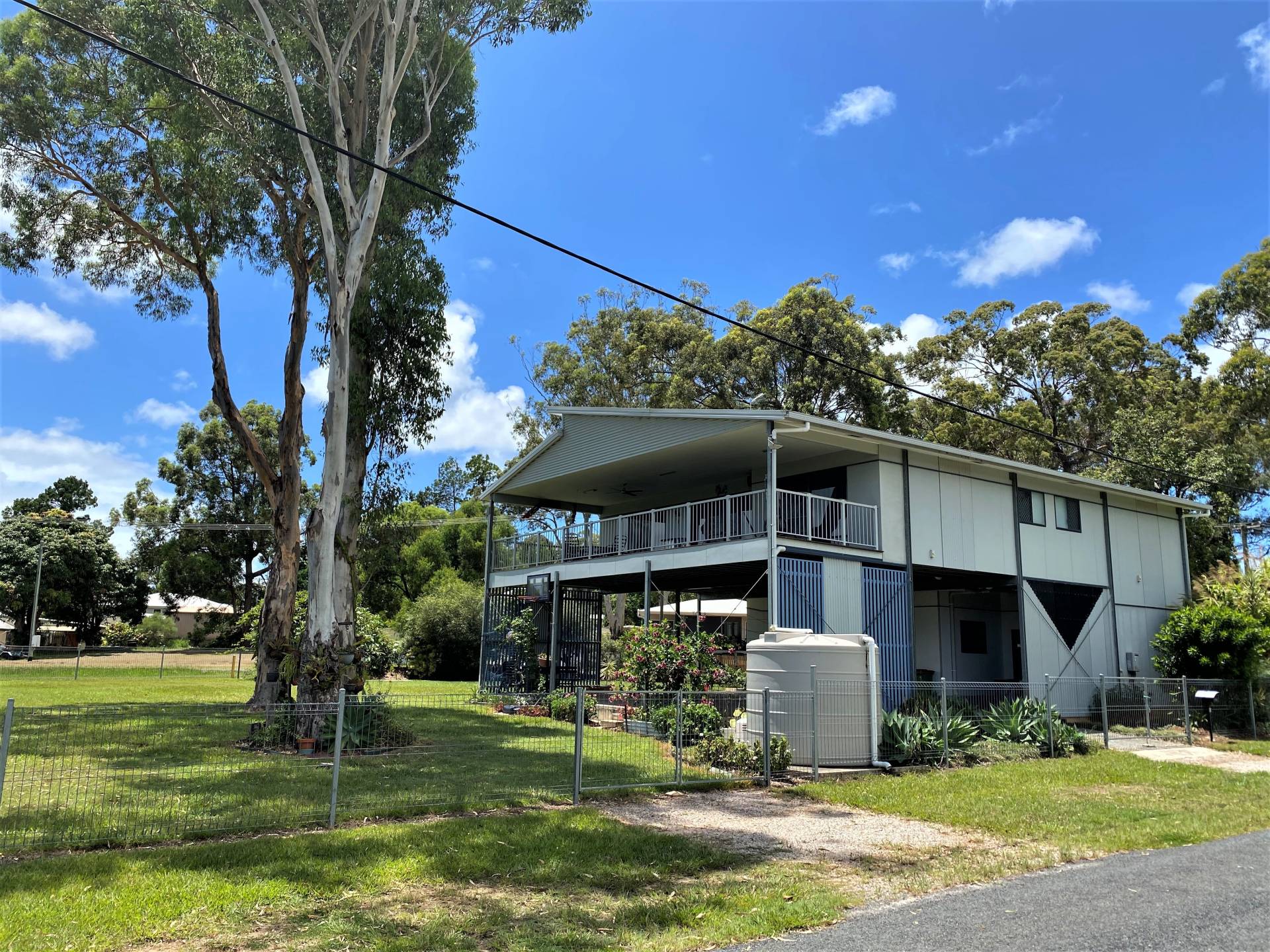 2 Betty St, Macleay Island, Macleay Island - Thumbnail 2