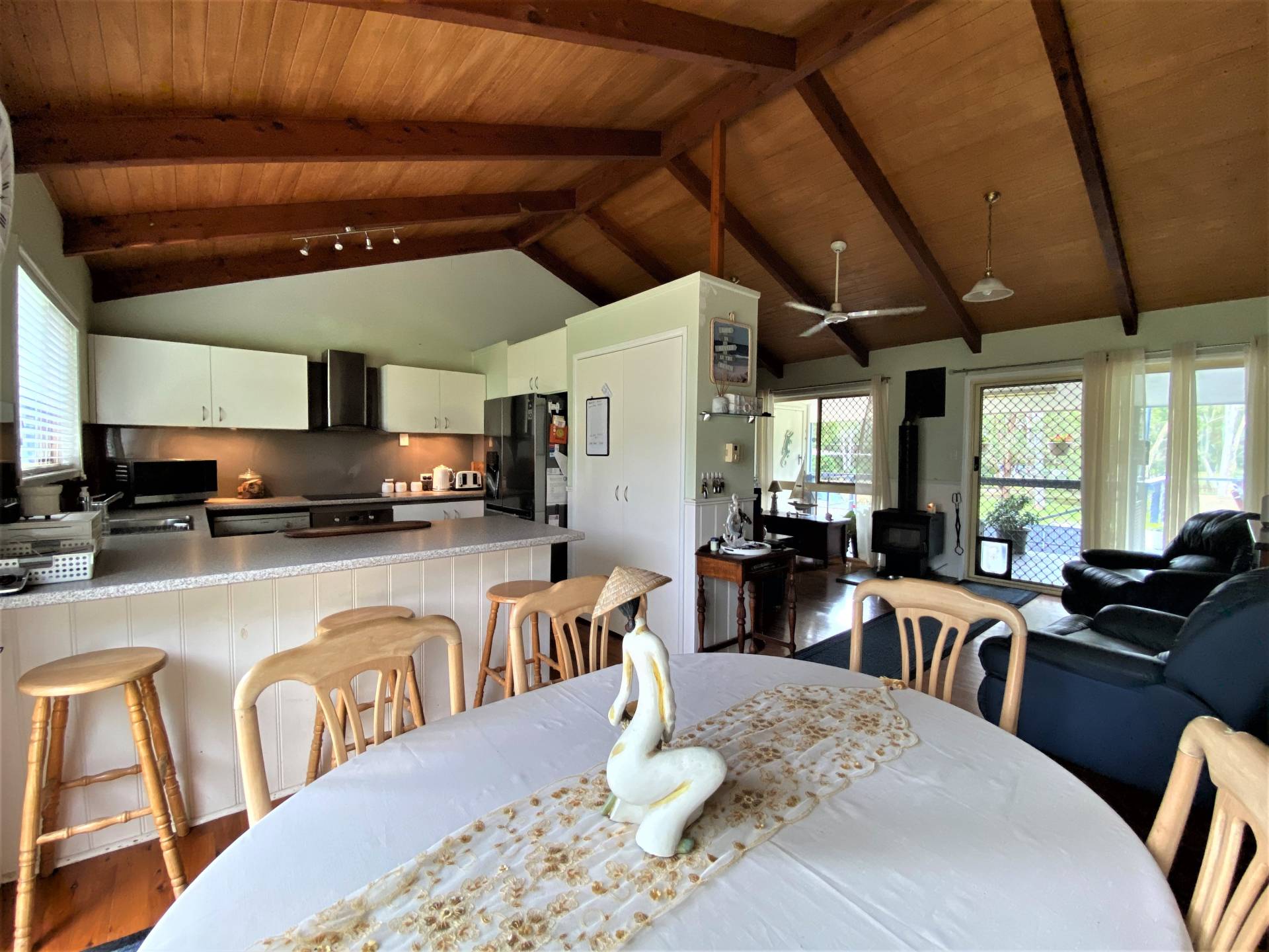 12 Gordon Rd, Macleay Island, Macleay Island - Thumbnail 8