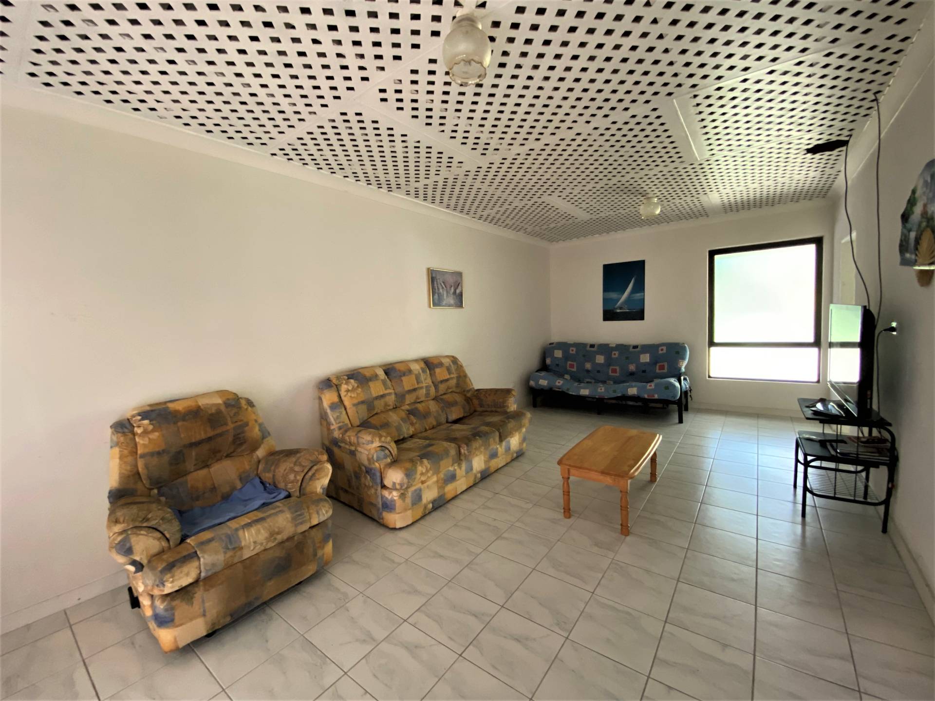 22 Hamilton Pde, Macleay Island, Macleay Island - Thumbnail 3
