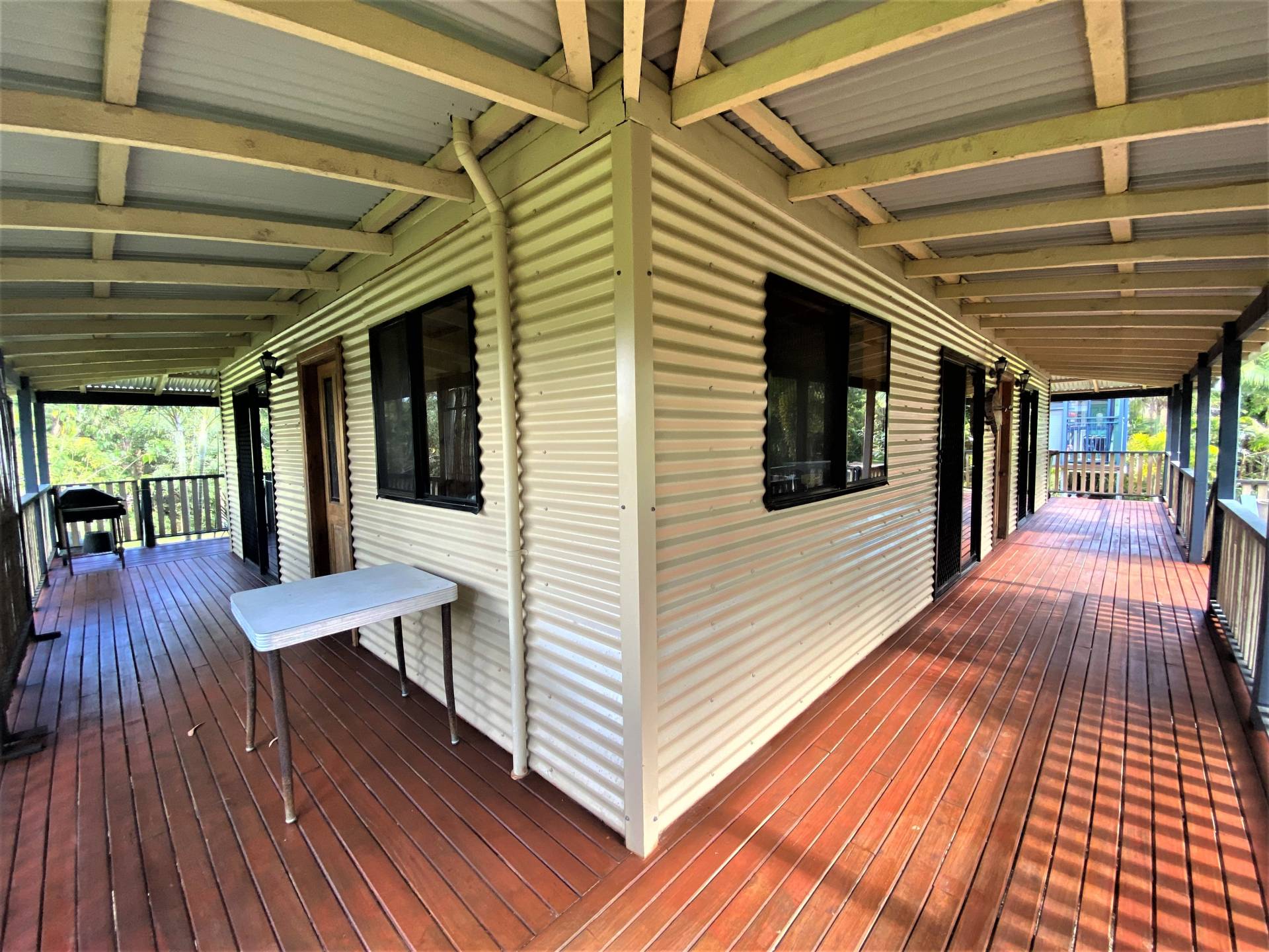 42 Gordon Rd, Macleay Island, Macleay Island - Thumbnail 2