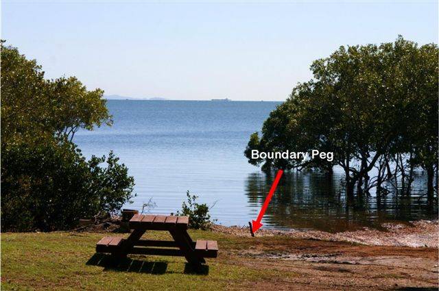 33 Blue Bay Crescent, Macleay Island, Macleay Island - Thumbnail 2