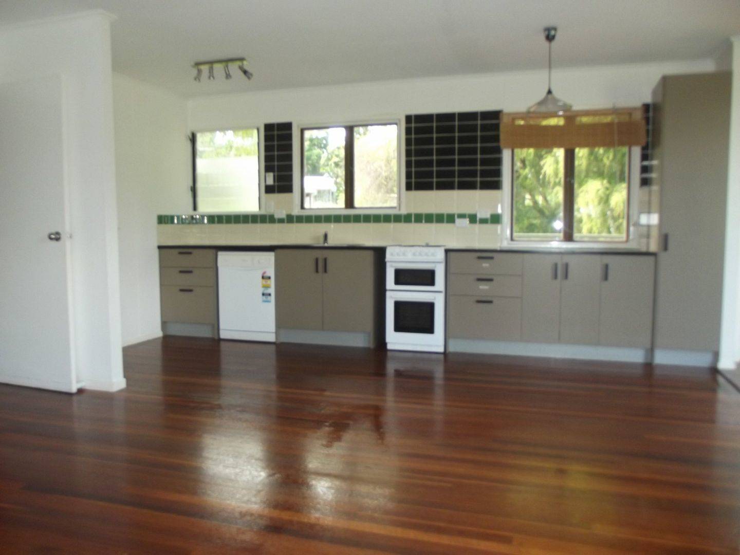 1 Western Rd, Macleay Island, Macleay Island - Thumbnail 4