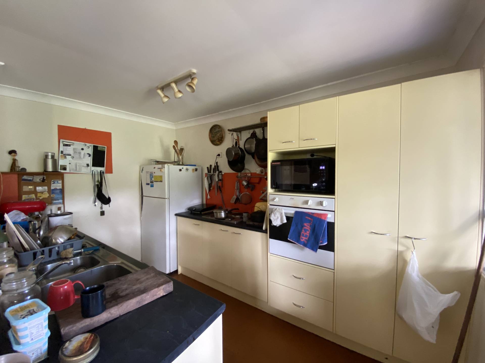 2 Mango Cres, Macleay Island, Macleay Island - Thumbnail 5