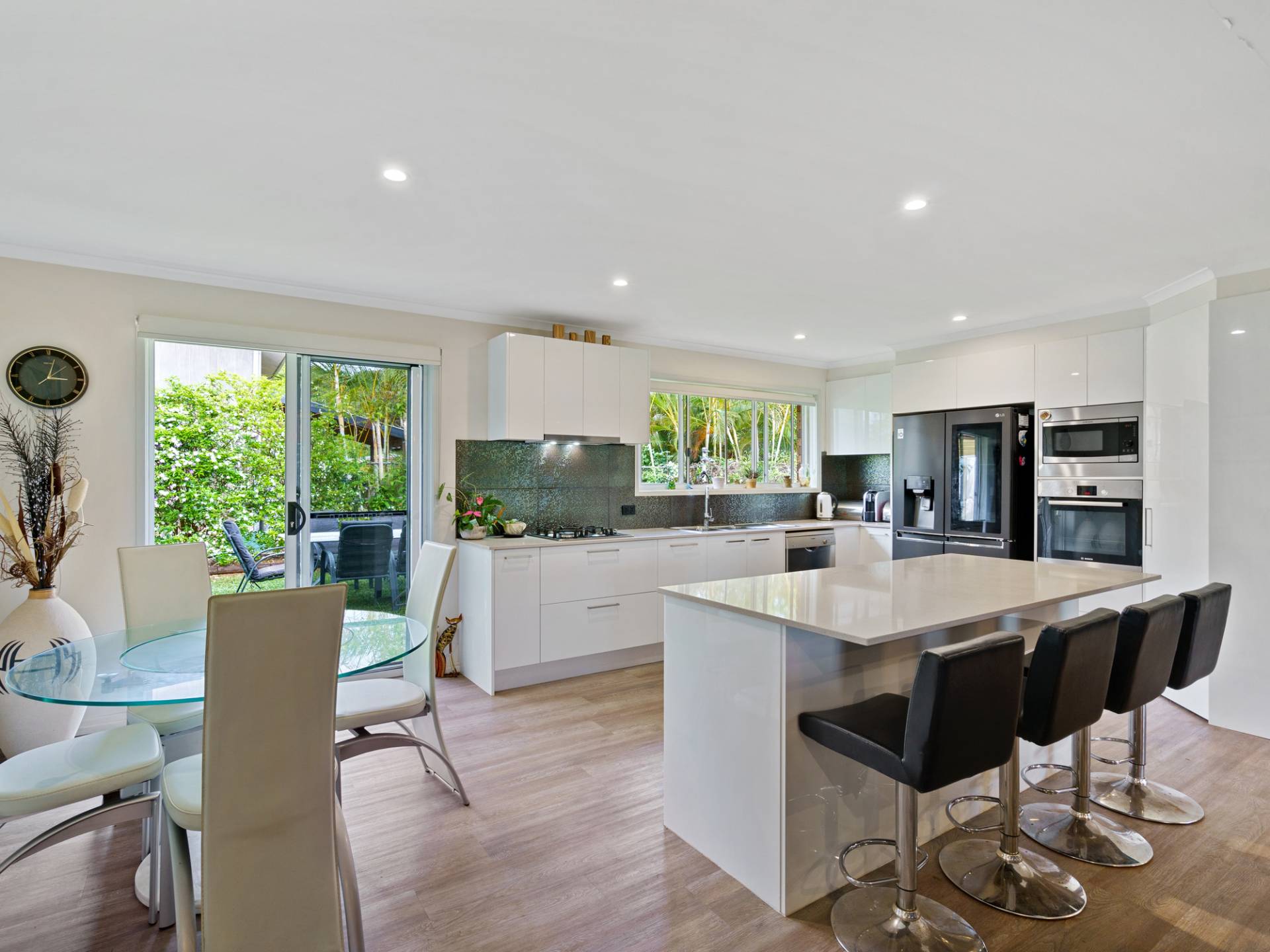 22 Bay Dr, Russell Island, Russell Island - Thumbnail 5