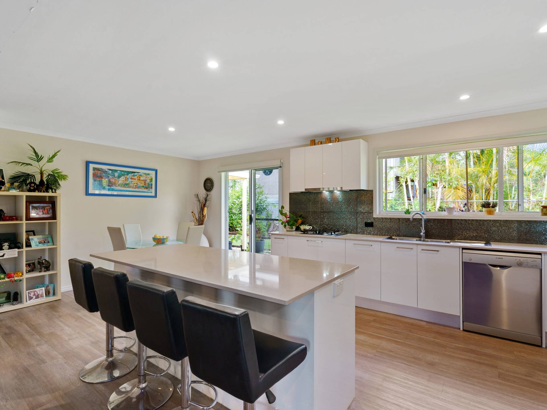 22 Bay Dr, Russell Island, Russell Island - Thumbnail 4