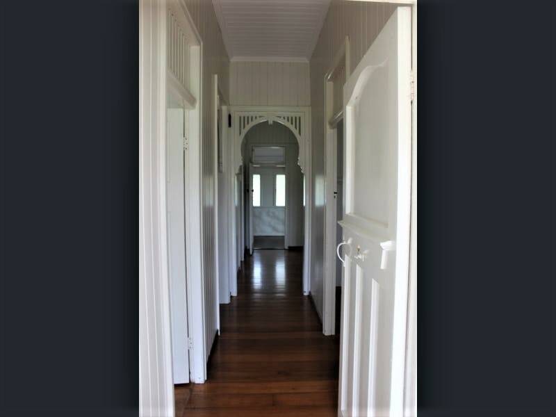 1 Lemontree Dr, Macleay Island, Macleay Island - Thumbnail 4
