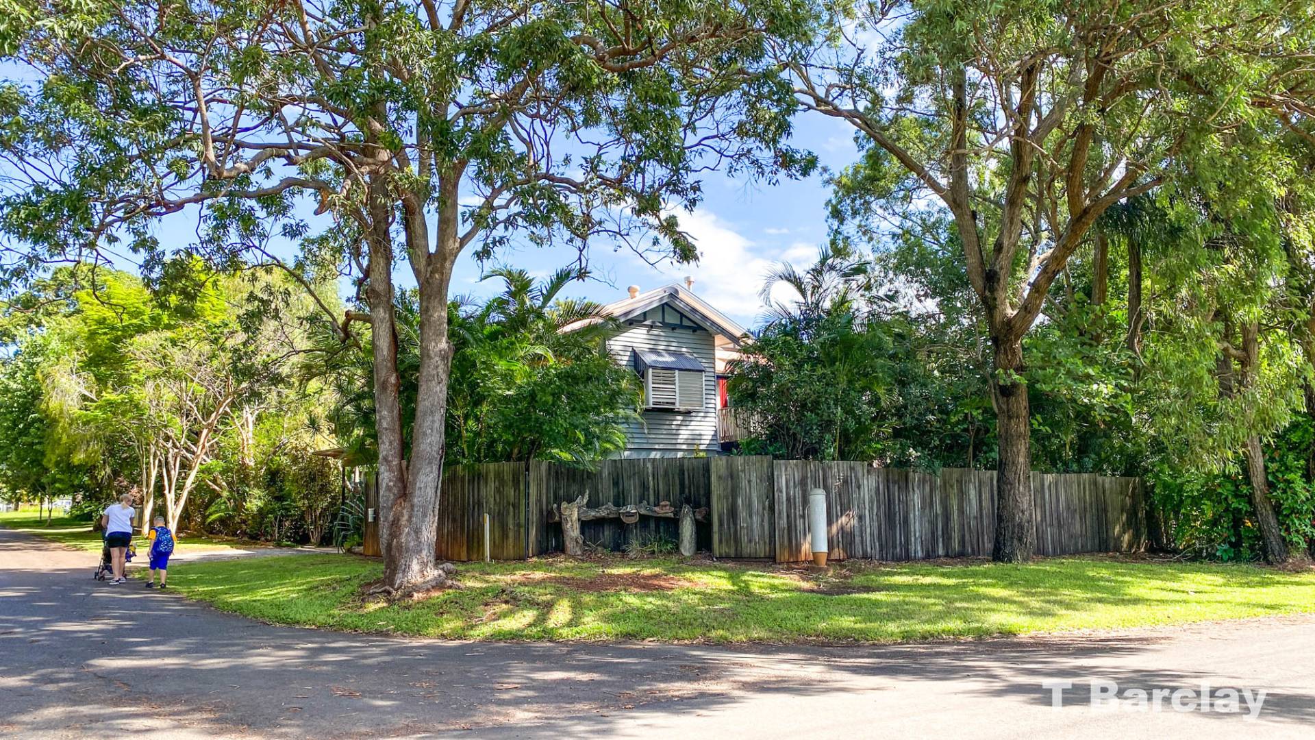1-5 Leonie Cres, Lamb Island, Lamb Island - Thumbnail 4